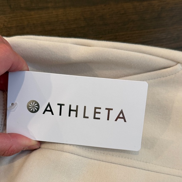 NWT Women’s Athleta Cream Joggers - Picture 2 of 7